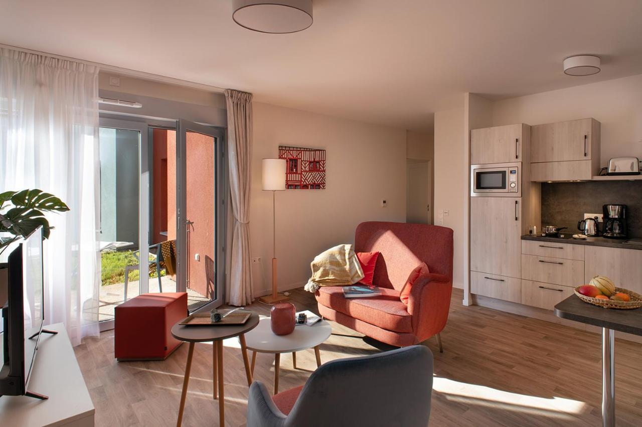 Domitys La Roze De Seine Aparthotel Saint-Aubin-les-Elbeuf Exterior photo